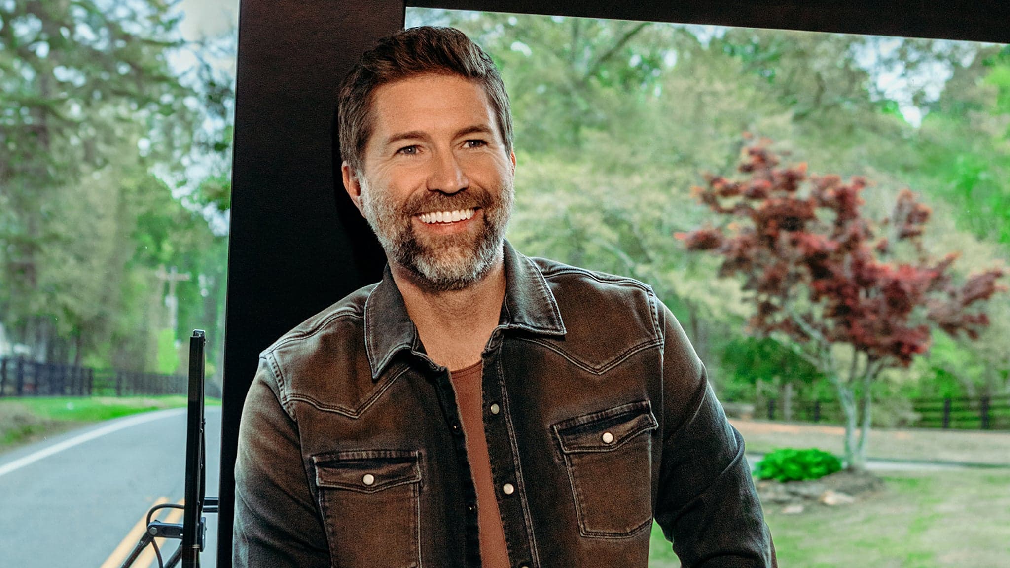 Josh Turner w/ Will Jones