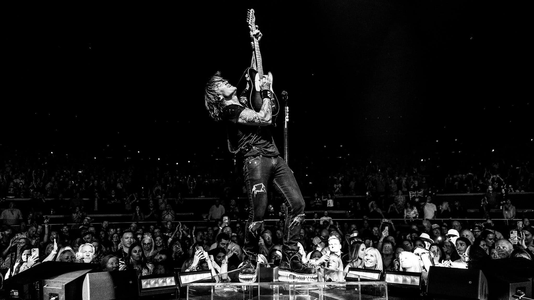 Keith Urban w/ Chase Matthew